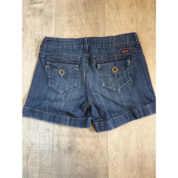 Makers Denim Cuffed Womens Shorts Size 27 EUC - Picture 3 of 3